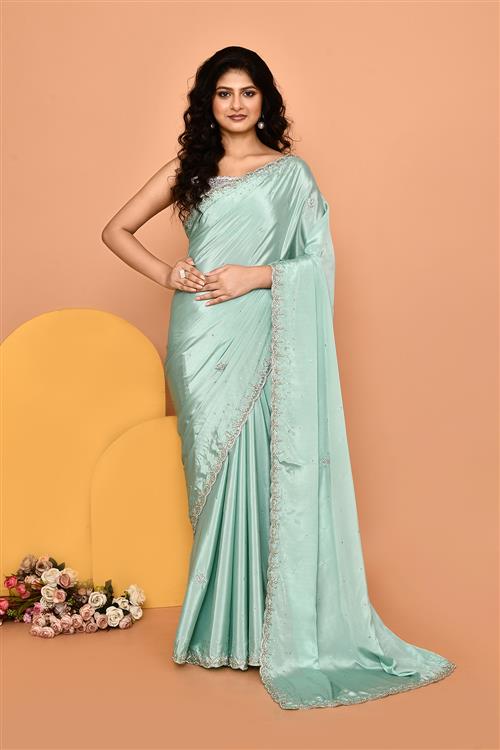 https://media.vinhemfashion.com/Images/FancytouchVol2VLS0696VJ0PDR8LZ/image/alluring